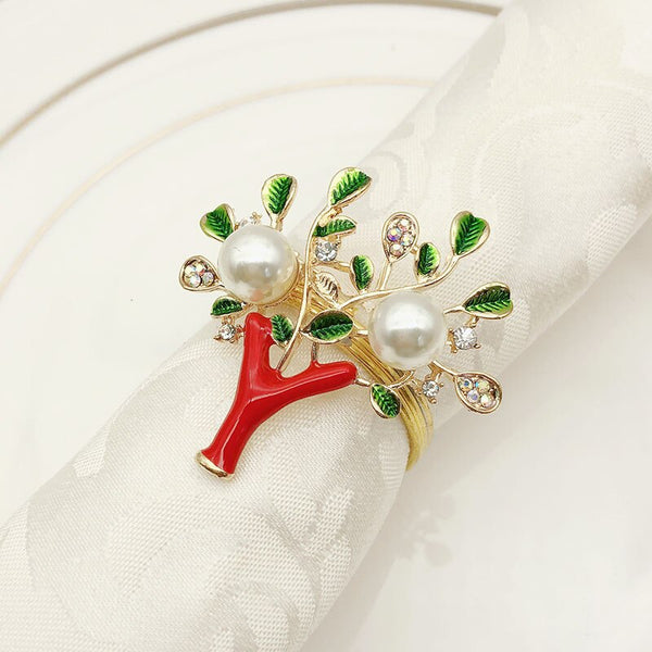 100/PCS new 2019 Christmas tree napkin clasp pearl alloy napkin ring with diamond-encrusted Christmas tree napkin clasp